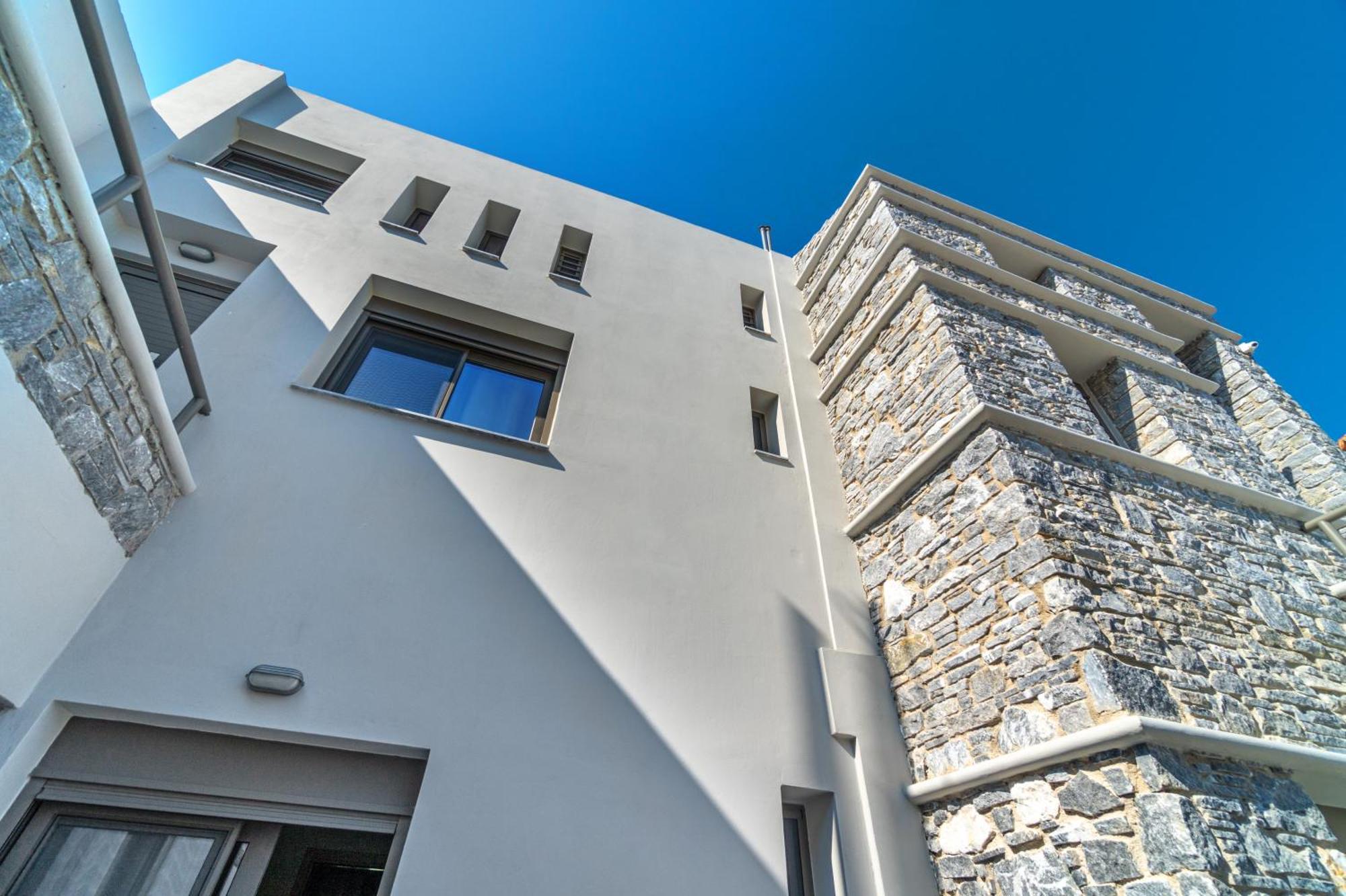 La Perla Suites Agioi Apostoloi  Exterior foto