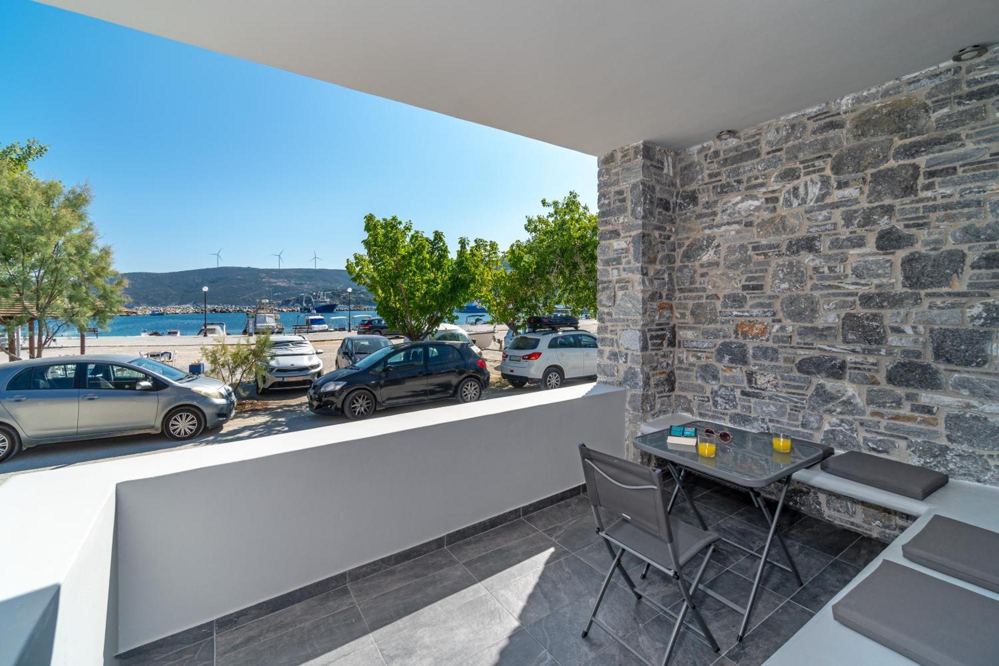 La Perla Suites Agioi Apostoloi  Exterior foto