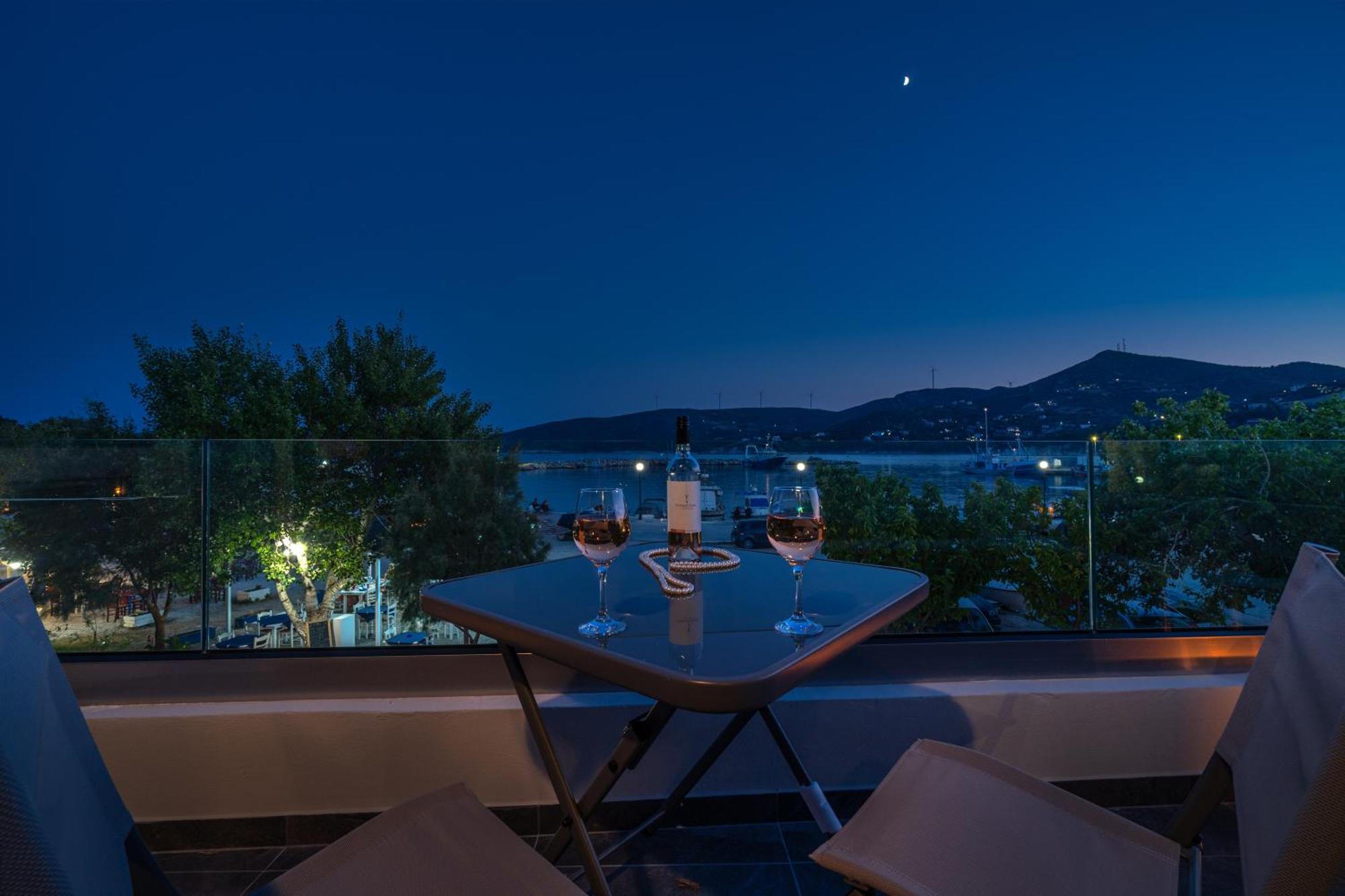 La Perla Suites Agioi Apostoloi  Exterior foto